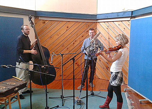 The Jitka Šuranská Trio Will Officially Release its Album Divé Husy