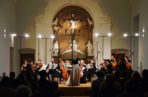 A Joyful Advent with the Ensemble Opera Diversa