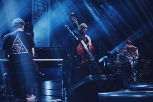 GoGo Penguin – an electronic extension of jazz